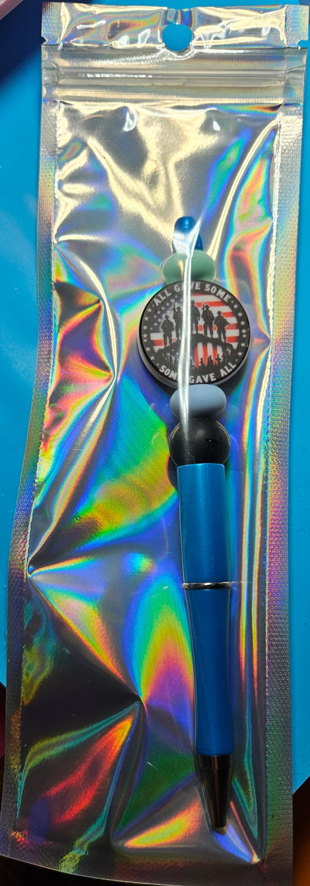 Short extension beaded pen