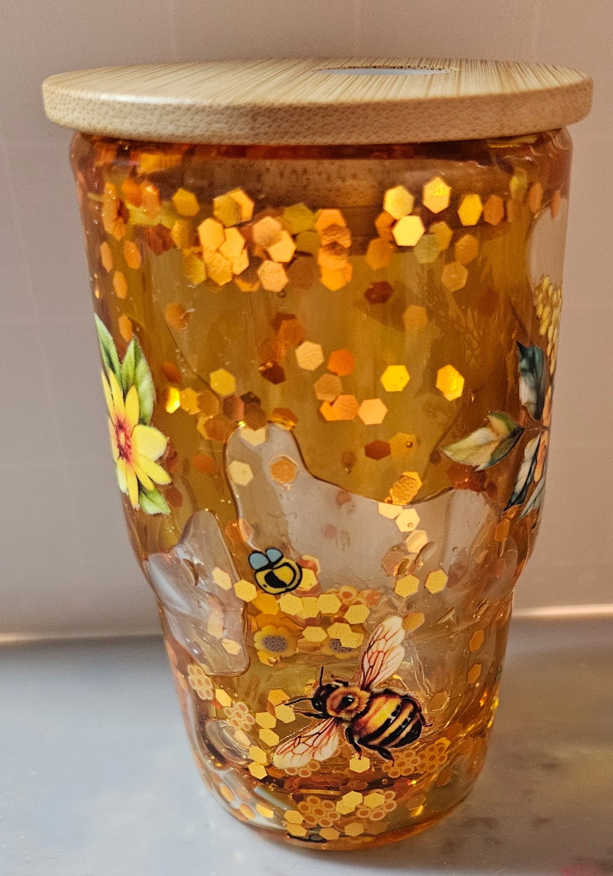 Honey Bee Glass 3oz Snowglobe Glass